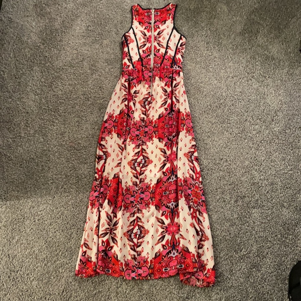 Abstract Long Dress - Picture 4 of 9